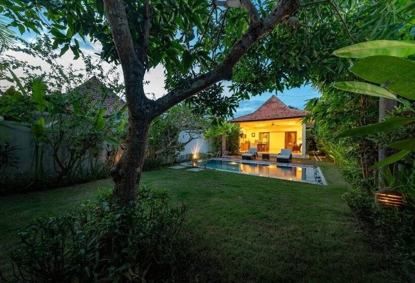 هتل Bali Mynah Villas Resort