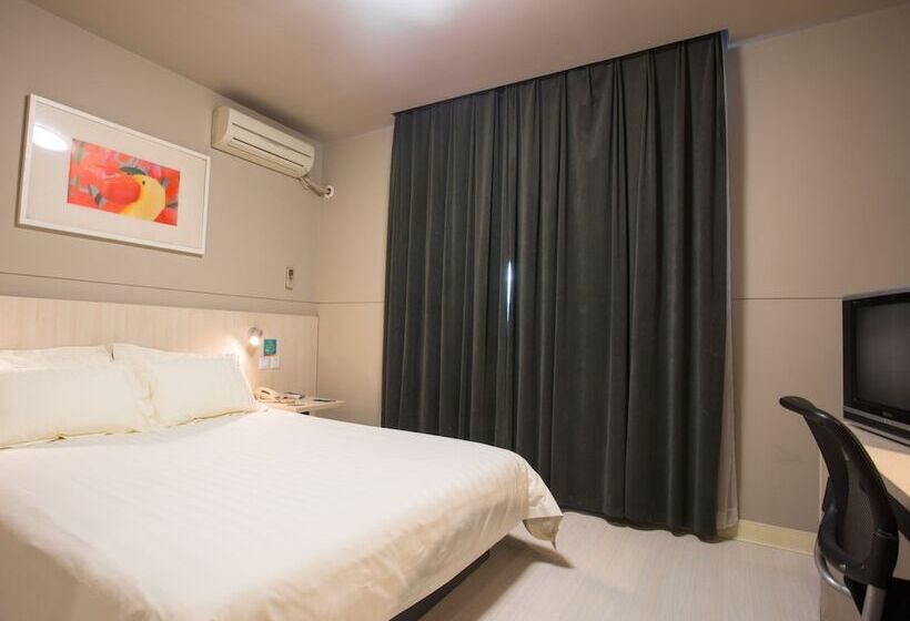 ホテル Jinjiang Inn Shanghai Qingfang Market Caoan Road