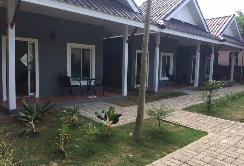 Hotel Khaolak Tusneem Resort