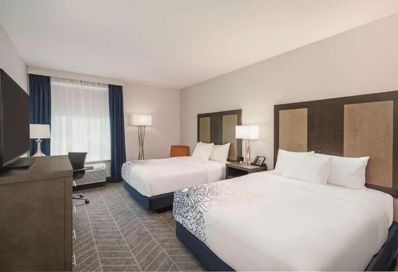 בית מלון כפרי La Quinta By Wyndham Opelika Auburn