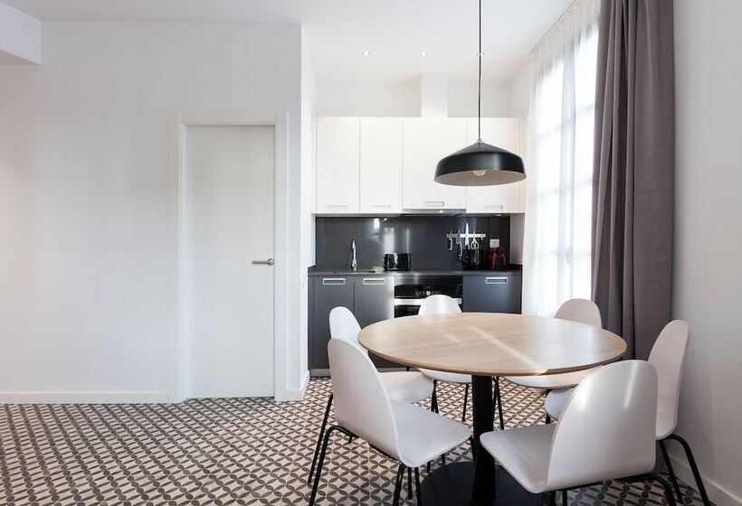 Aspasios Poble Nou Apartments