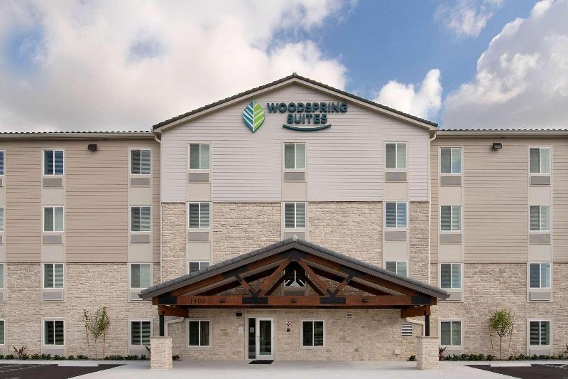 בית מלון כפרי Extended Stay America Select Suites   Deerfield Beach