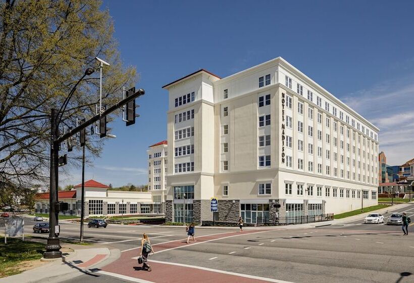 호텔 Madison & Shenandoah Conference Ctr