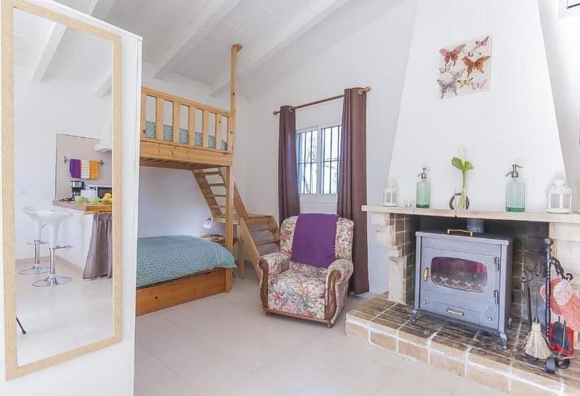 ホテル Sa Caseta De Vernissa