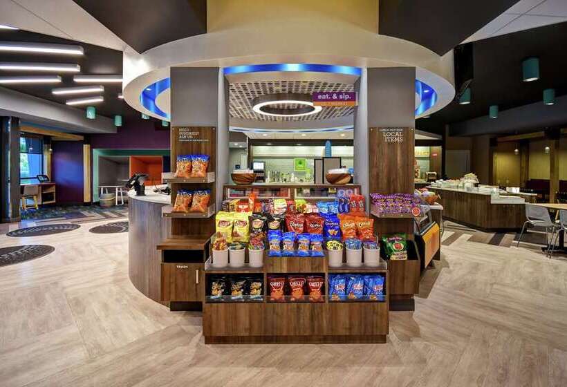 Отель Tru By Hilton Sterling Heights Detroit