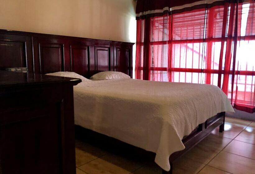 فندق Auber Cayes Guest House