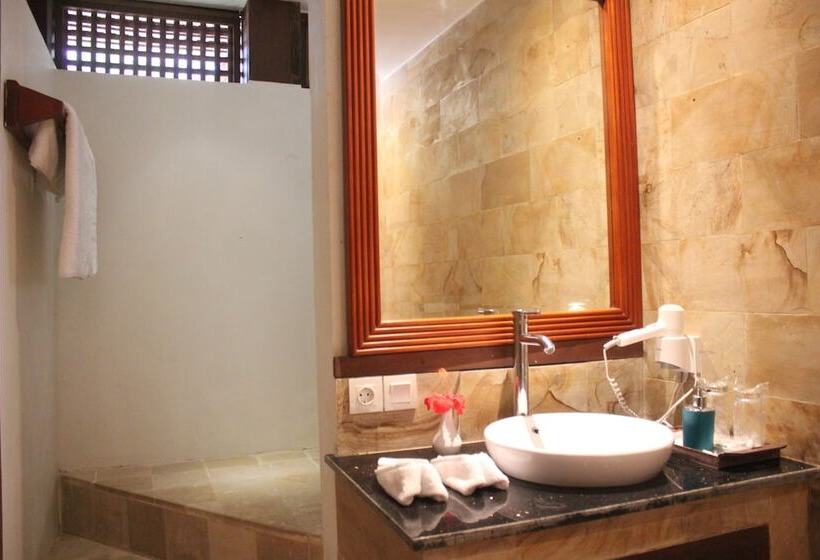 هتل Puri Komodo Resort