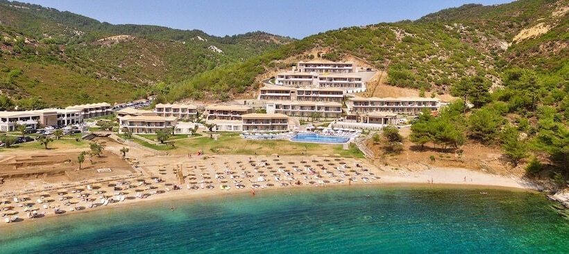 هتل Thassos Grand Resort