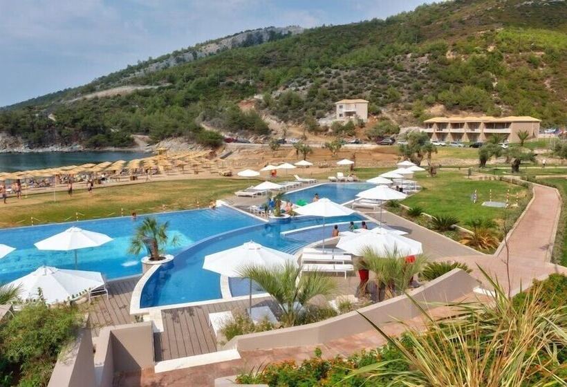 هتل Thassos Grand Resort