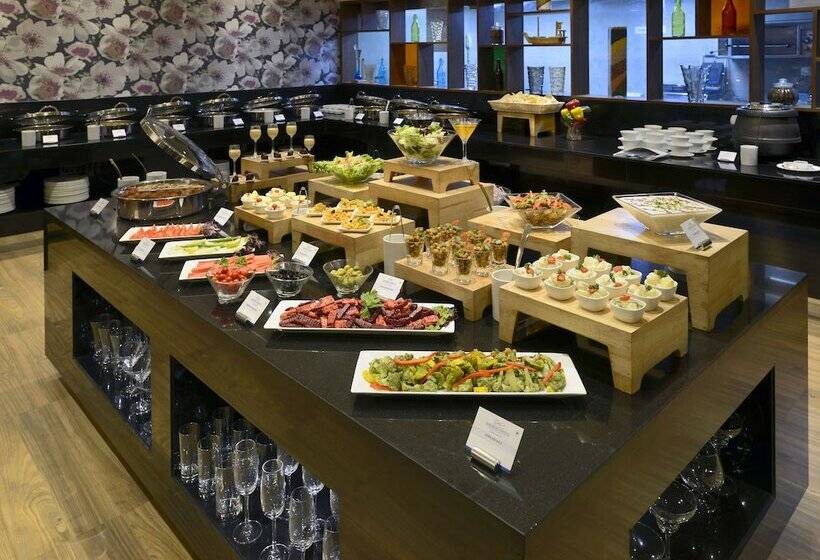 酒店 Deventure Sarovar Portico Kapashera, New Delhi