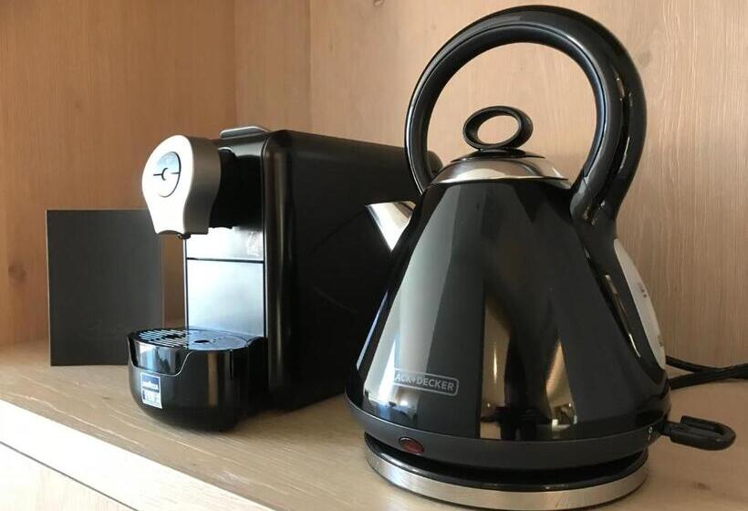 בית מלון כפרי The Preston House And