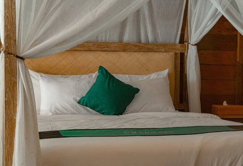 호텔 Umadhatu Resort