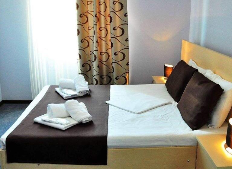 Reness Hotel Kobuleti