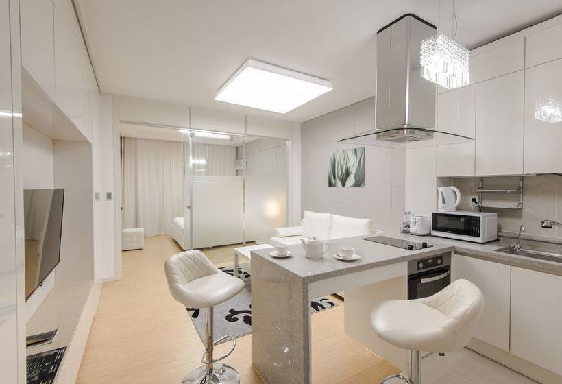 فندق Elite Apartments Highvill