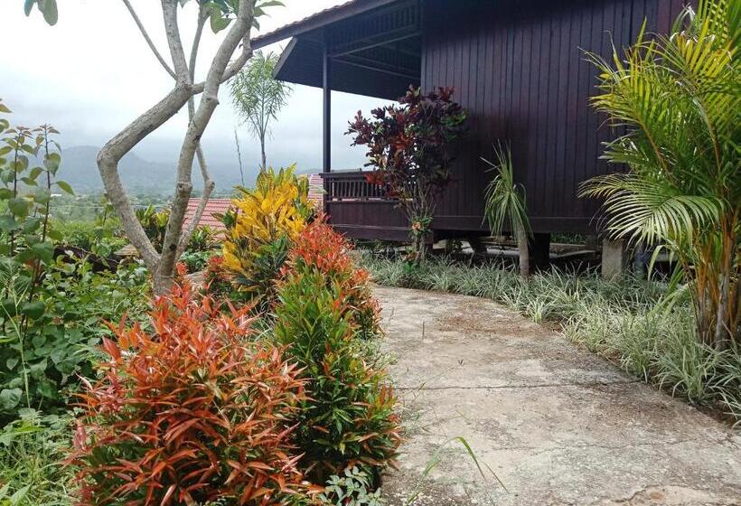 هتل Exotic Komodo