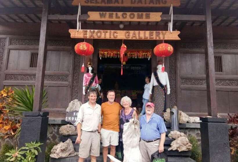 هتل Exotic Komodo