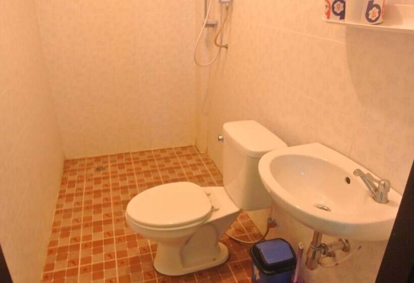 Отель Sackarinh Guesthouse