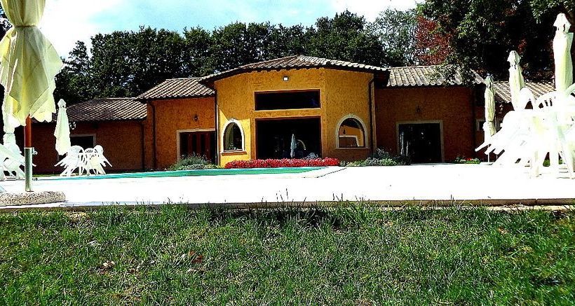 בית מלון כפרי Sciambreto