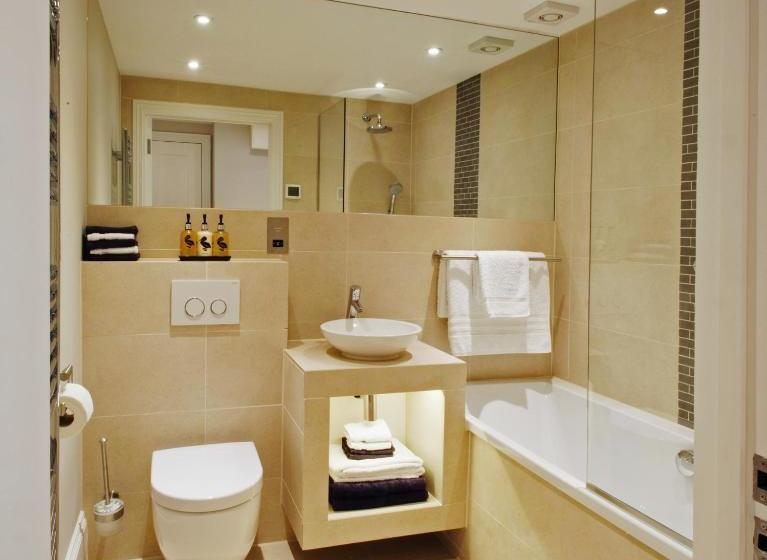 בית מלון כפרי Bath Circle