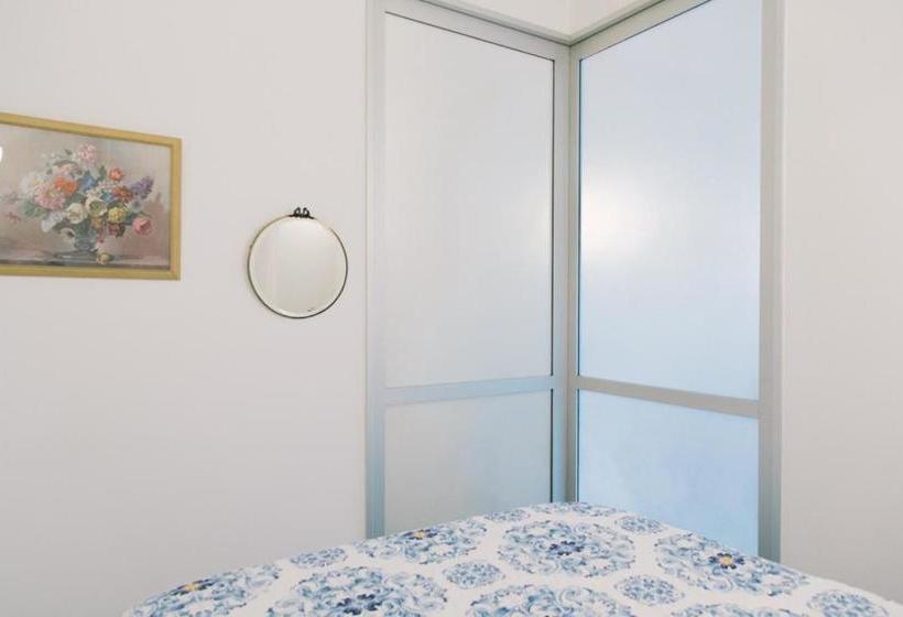 هتل Bohemian Studio Hideaway