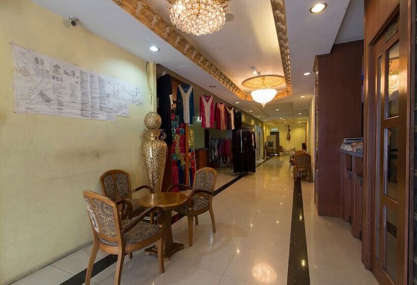 فندق Lebuh Queen City