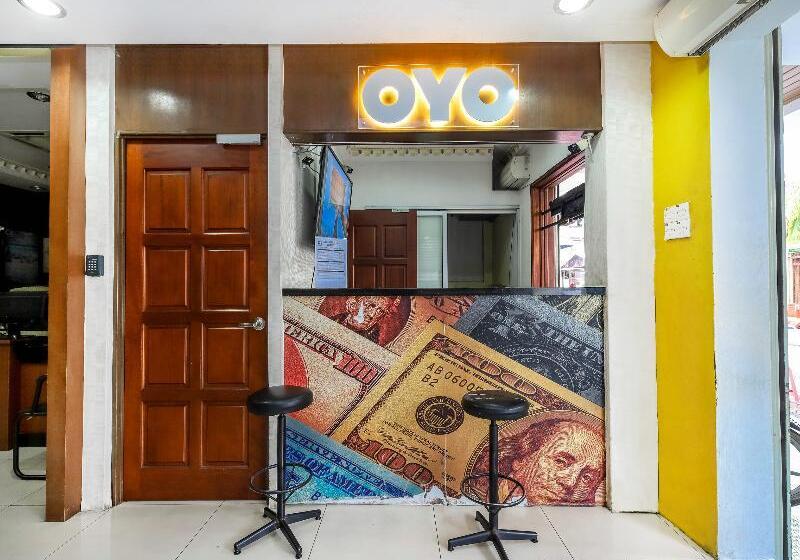 فندق Lebuh Queen City