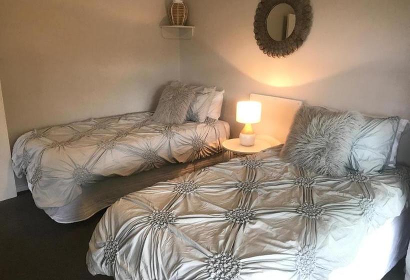 酒店 Oamaru Holiday Homes 92 Aln Street