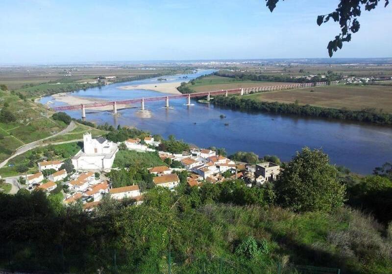 호텔 Tagus Host 40308al 44211al