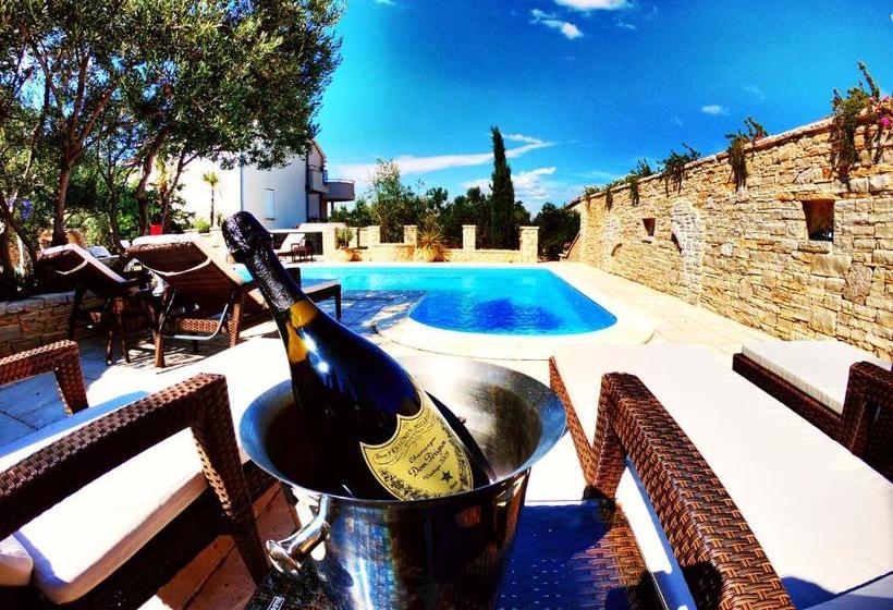 בית מלון כפרי Villa Kos