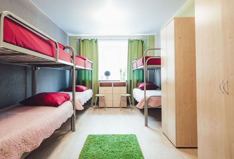 Hotel Guest Complex Neftyanik