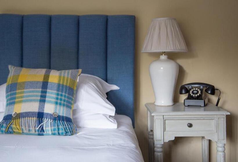 فندق King John Inn