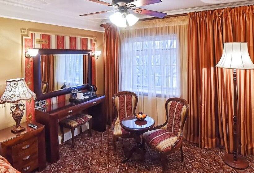 בית מלון כפרי Riverside Inn