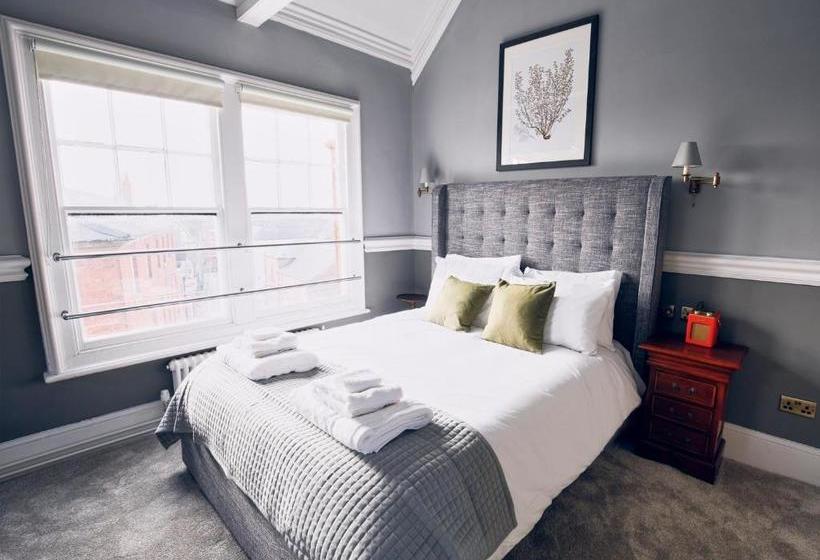 هتل The Old Coffee Tavern