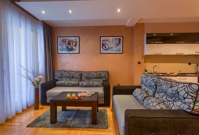 هتل Vila Barović And Spa