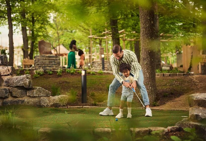 هتل Center Parcs Eifel Mosel Nürburgring