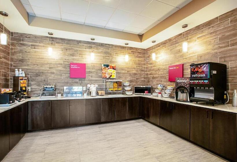 فندق Comfort Suites Fishkill Near Interstate 84