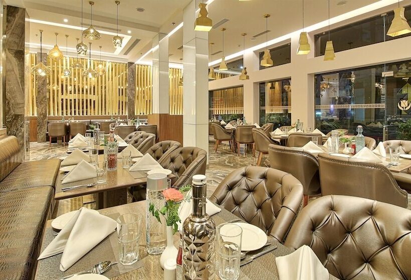 בית מלון כפרי Golden Tulip Essential Jaipur