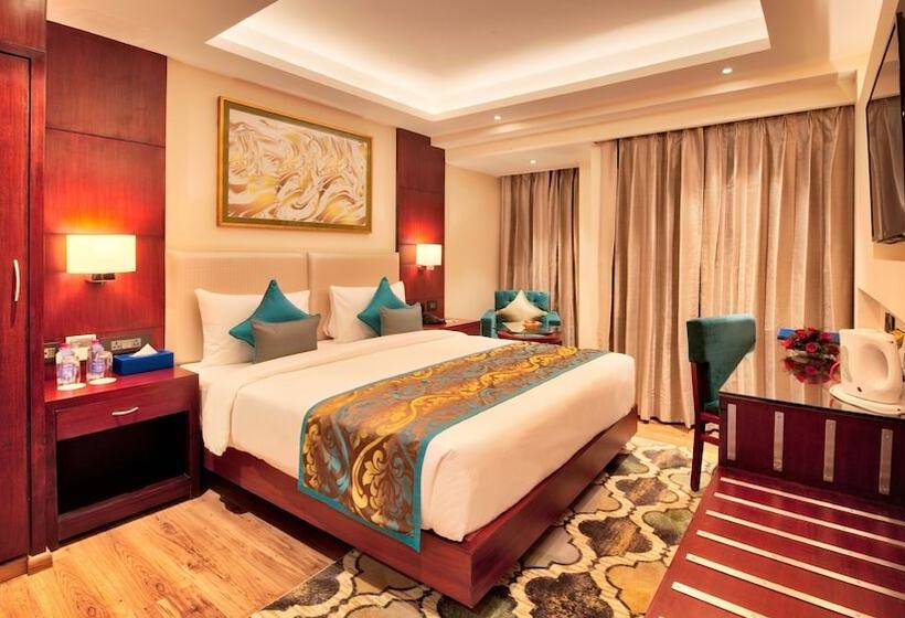 בית מלון כפרי Golden Tulip Essential Jaipur
