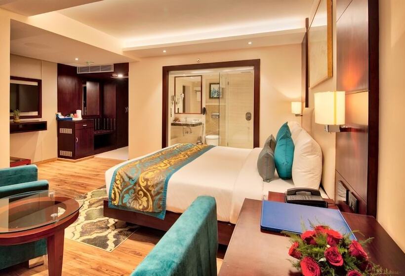 בית מלון כפרי Golden Tulip Essential Jaipur