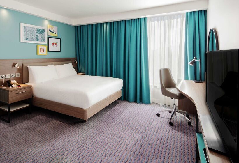 בית מלון כפרי Hampton By Hilton Belfast City Centre