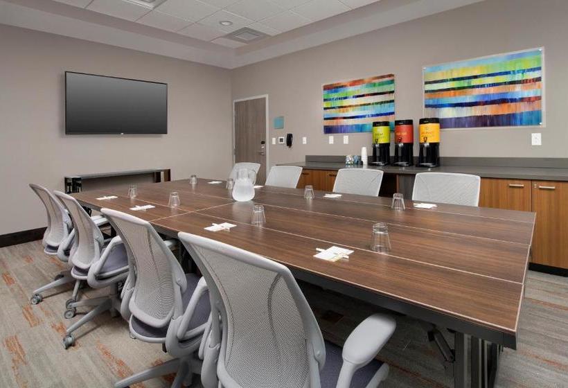 هتل Home2 Suites By Hilton Charlottesville Downtown