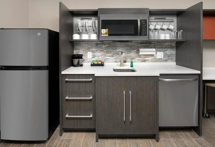 هتل Home2 Suites By Hilton Charlottesville Downtown