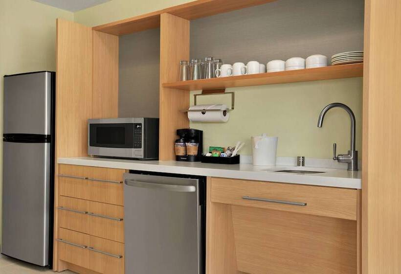 هتل Home2 Suites By Hilton Elko