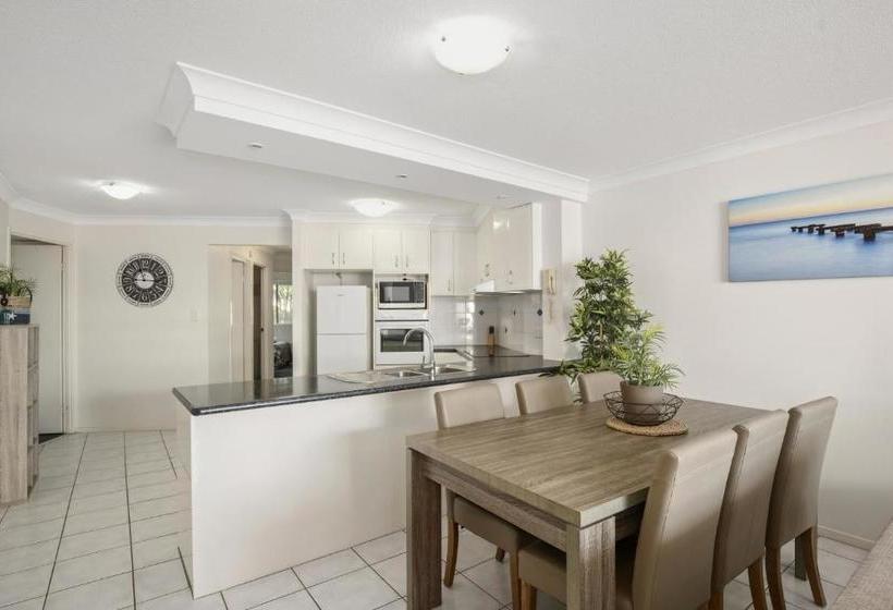 فندق Kirra Palms Holiday Apartments