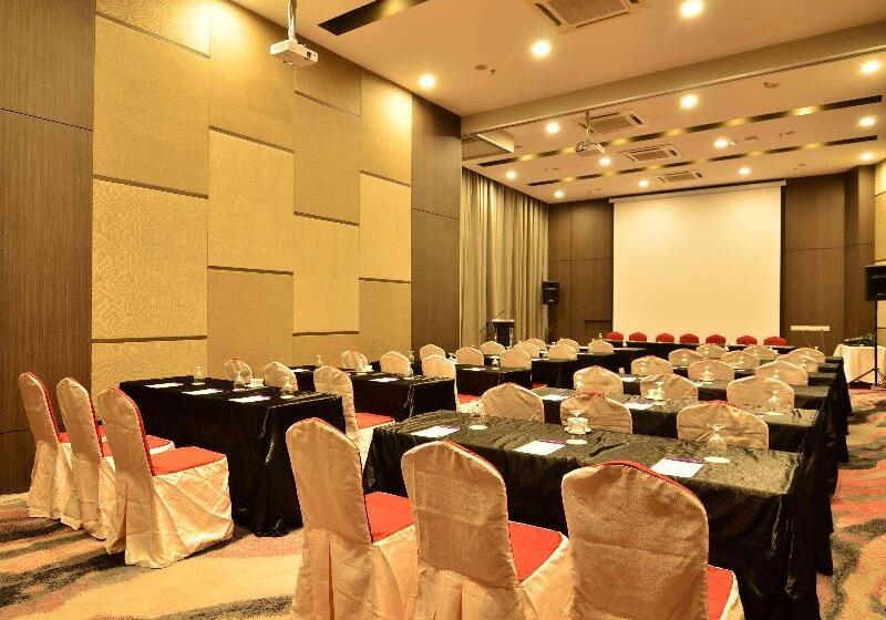 هتل Mercure Selangor Selayang