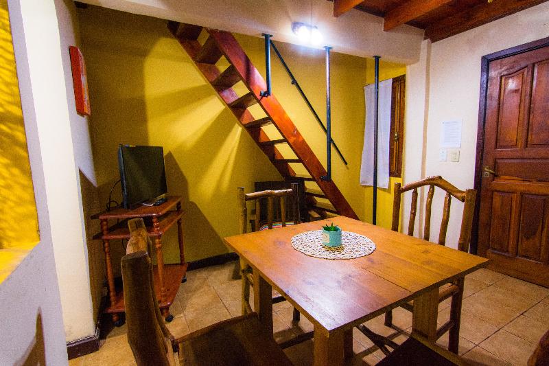 هتل Posada Los Tajibos