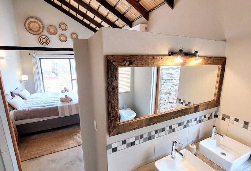 فندق The Baobab Bush Lodge, No Self Catering