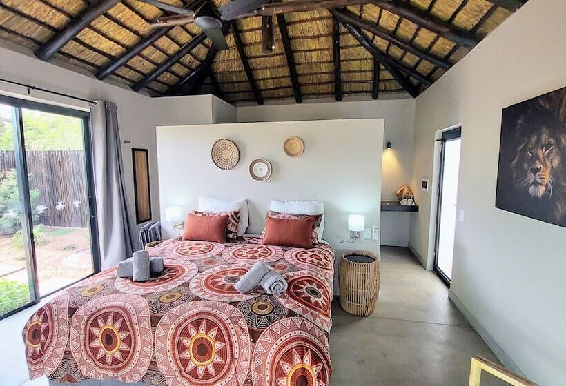 فندق The Baobab Bush Lodge, No Self Catering