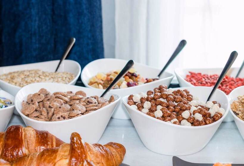 هتل Venis Boutique