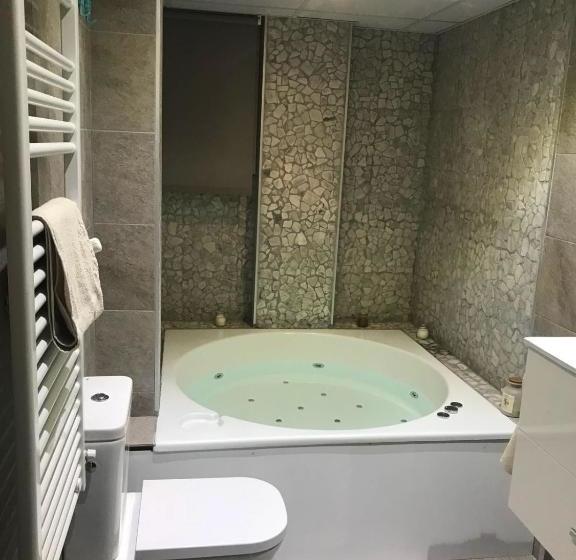 Dos Torres Ribera   Jacuzzi Y Vistas